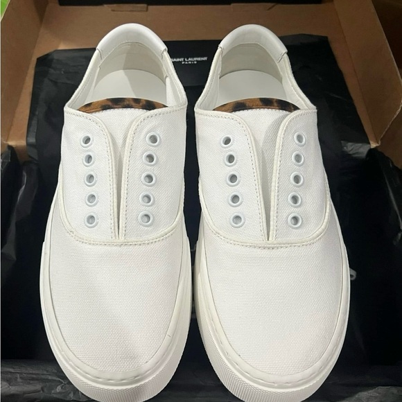 ✨Authentic YSL Venice low top sneakers ✨ - Picture 2 of 5